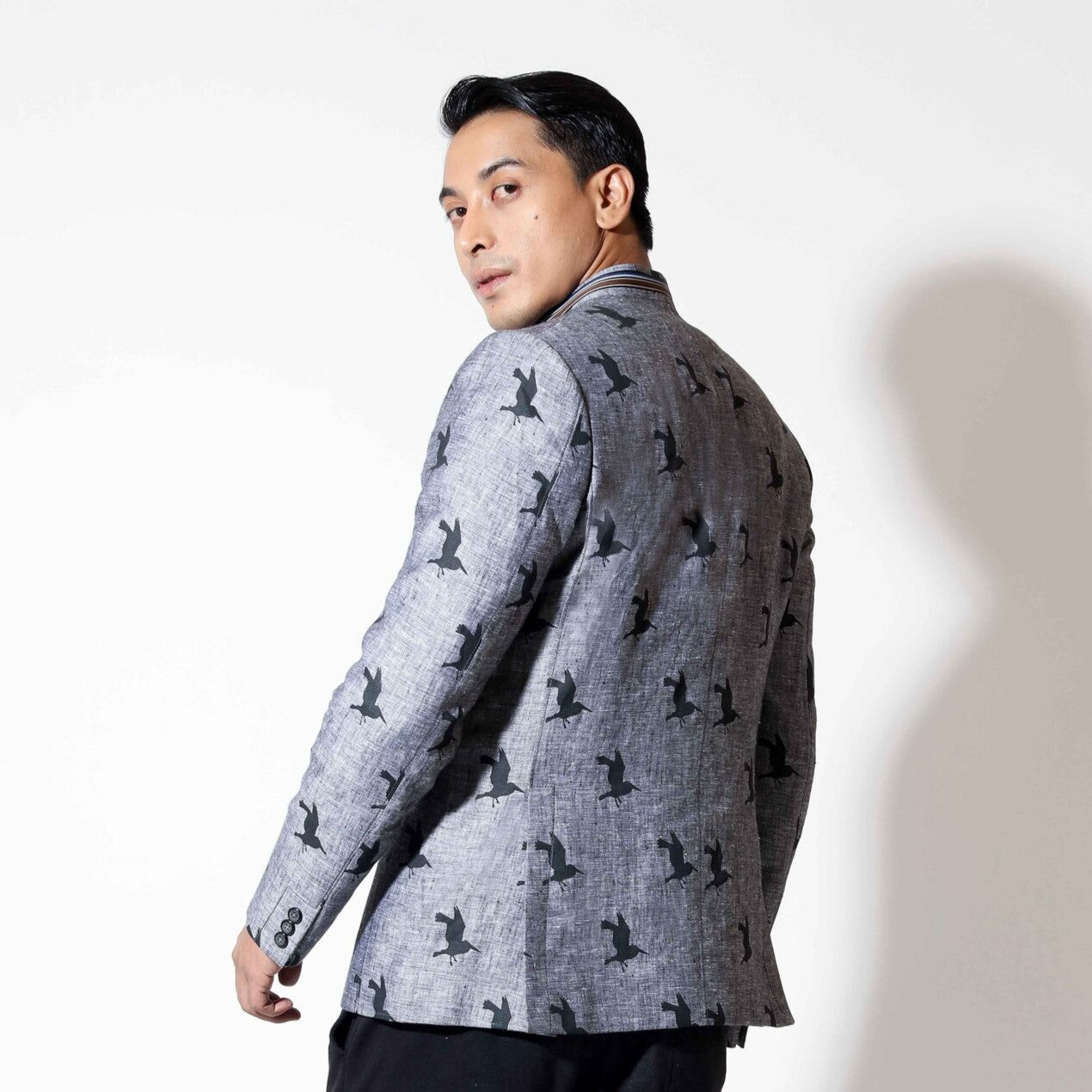 Sports jacket in bird print