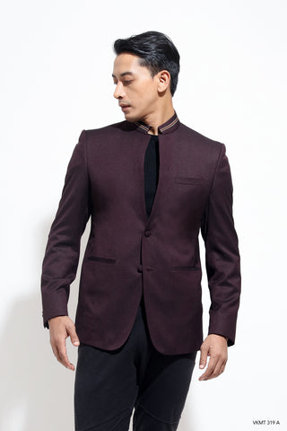 Sporty jacket with regimental tape on collar
