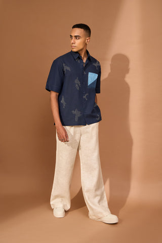 Shatter embroidered shirt with patch pocket in indigo stripe