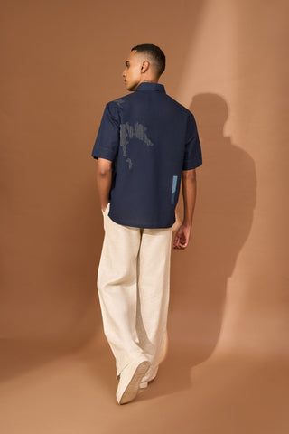 Shatter embroidered shirt with patch pocket in indigo stripe
