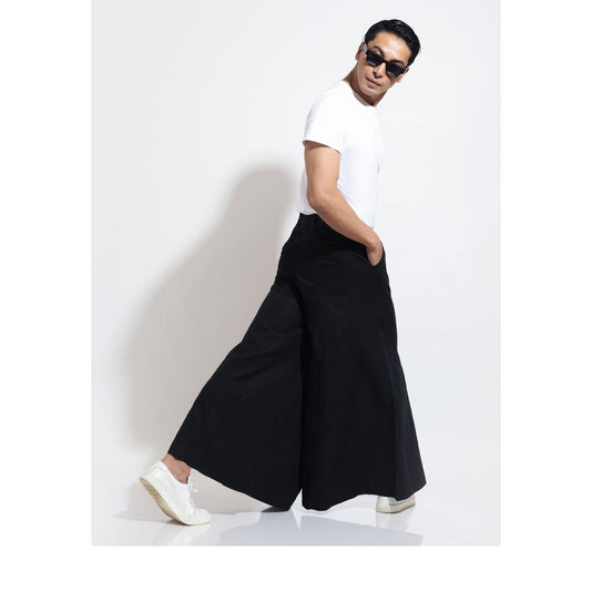 Pallazo pants with fitted waist