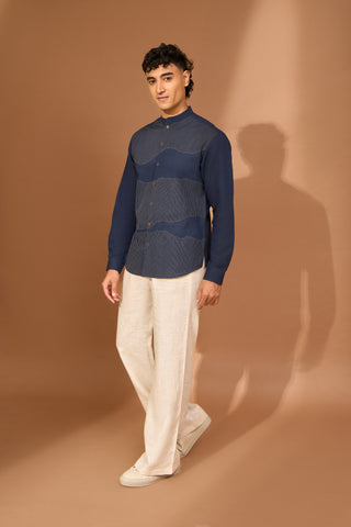 Negative space wave detail shirt