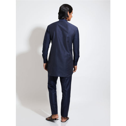 Pathan kurta with potli buttons at front