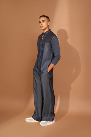 Colorblocked shirt with zipper at front & jersey sleeve
