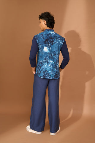 Tie dye shirt with flatlock texture & jersey sleeves