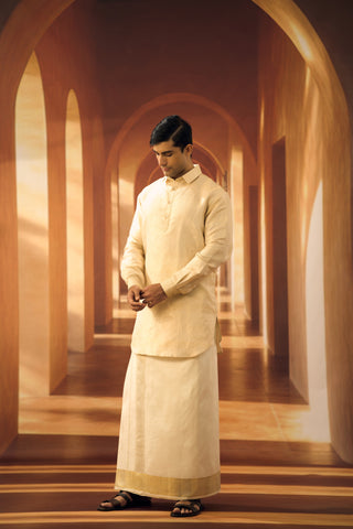 Heirloom Veshti with Gilded Edge
