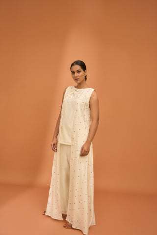 Layered Top in Bone Malli Mozhi Print with Straight Pants