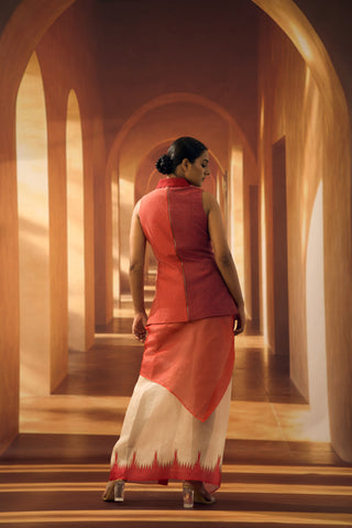 Checkered Overlap Waistcoat with Cutwork Lapel