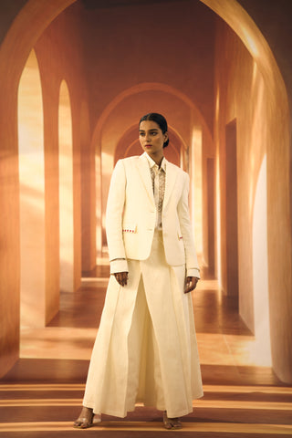 Cloud Runner Blazer with Floral Applique with Pallazo