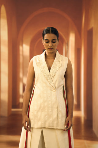 Stylized cross over Cloud Runner Waistcoat