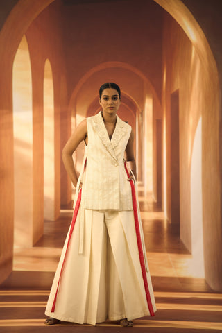 Stylized cross over Cloud Runner Waistcoat