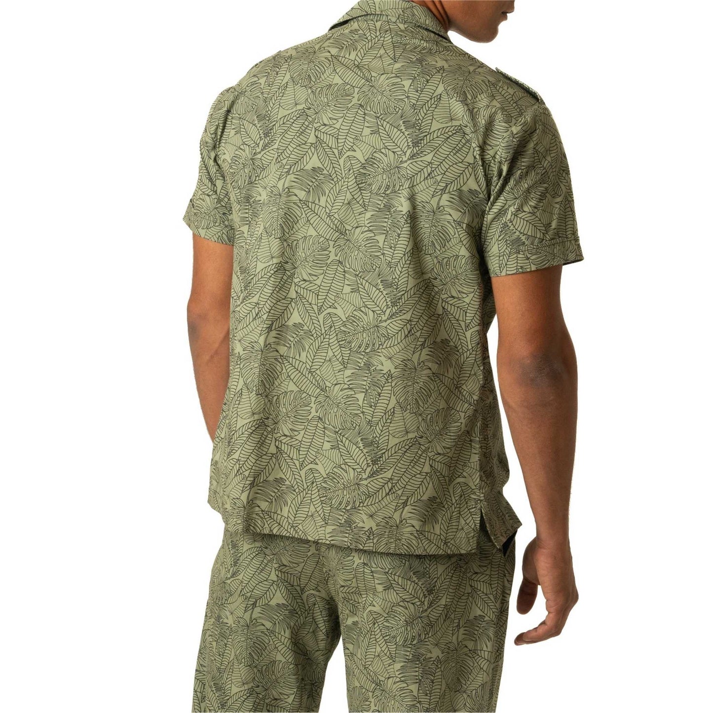 Short sleeve shirt and joggers co-ord set in leaf print