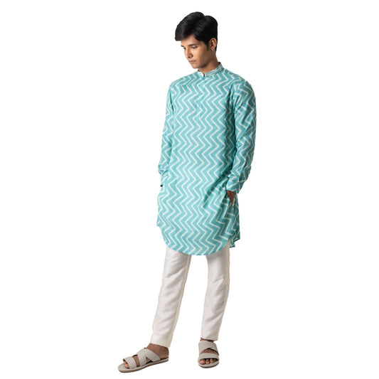 Kurta in aqua green zigzag  cotton viscose + Cropped pants in cream cotton viscose